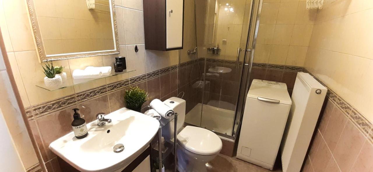 Rondo Onz Metro, Krochmalna 32A Street Варшава Экстерьер фото